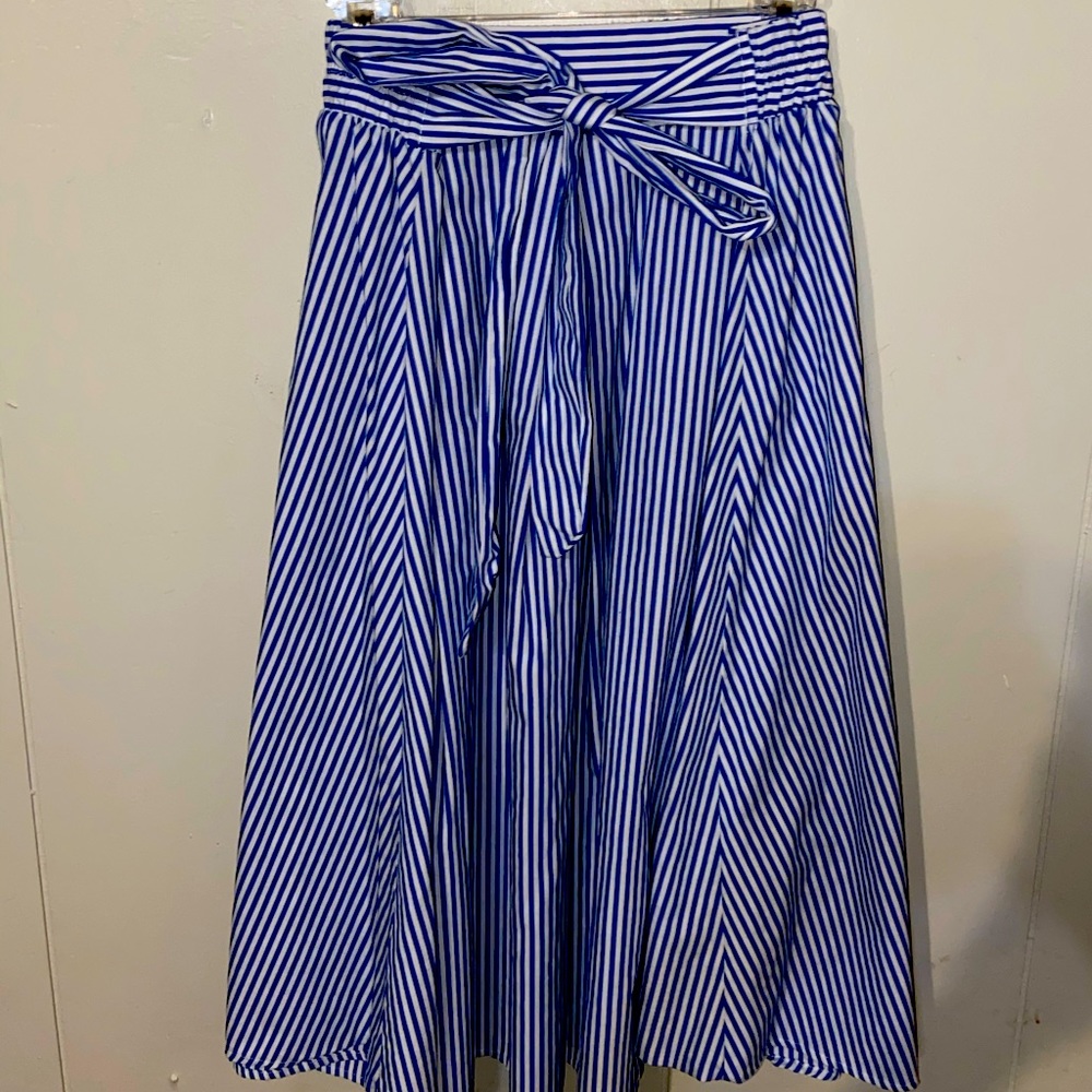 Blue/white striped skirt